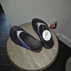 OOFOS Oolala Luxe Calypso Women’s Size 6 NWT Recovery Sandal